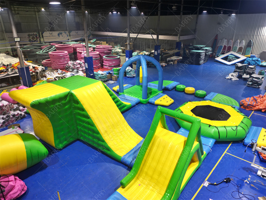 Equipamento de Jogo Aquático Personalizado Comercial Exterior Novo Parque Aquático Flutuante Inflável Verde Para o Mar