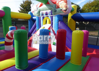 Uma criança de salto pequena comercial Playland inflável do castelo do circo do brilho