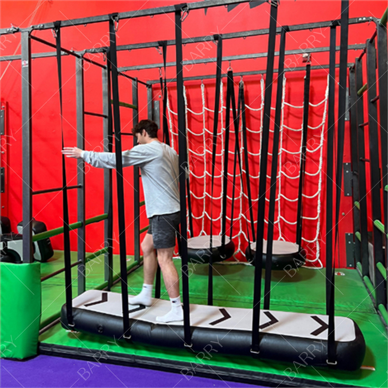 Campo de Jogos Indoor Curso de Obstáculos Ninja Warrior Inflável Obstáculo Suspendido Parkour 8ft Air Bridge