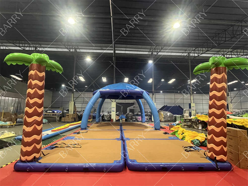 Plataformas Flutuantes Infláveis ​​Personalizadas com Tenda para Águas Oceânicas e Bananas Flutuantes na Água