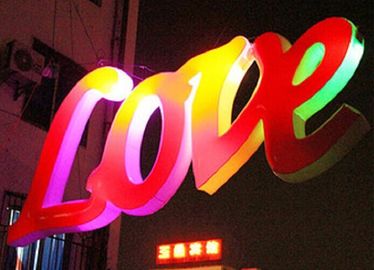 Diodo emissor de luz inflável da proposta de união que ilumina coração loving de pano de Oxford