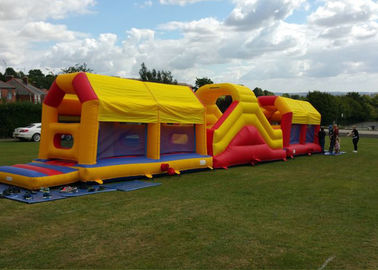 Curso de obstáculo Bouncy maciço de surpresa dos castelos de 75ft em jogos do desafio