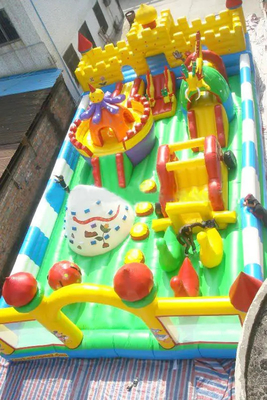 Parques temáticos infláveis ​​Plato PVC Castelos infláveis ​​Parque de diversões inflável