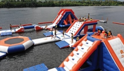 0.9mm PVC inflável Parque aquático flutuante inflável curso de obstáculos sobre a água EN71