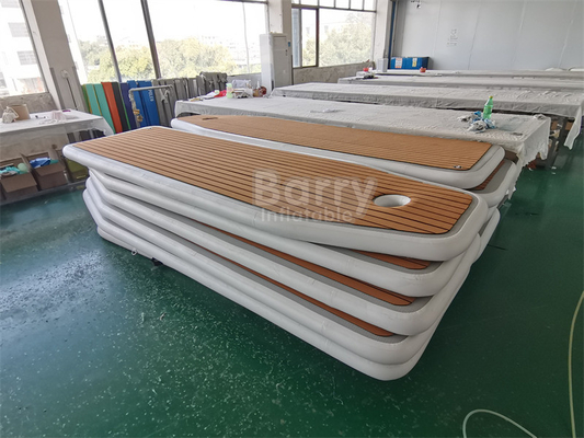 Taça de água Navio aéreo multi-pessoa plataforma de doca flutuante inflável para jet ski ou natação