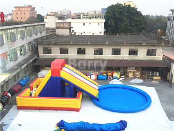 Parque inflável da água do quintal do divertimento, corrediça inflável com associação