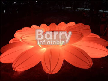 Produtos infláveis da propaganda da decoração bonita da iluminação/corrente de flor inflável do diodo emissor de luz para o banquete de casamento
