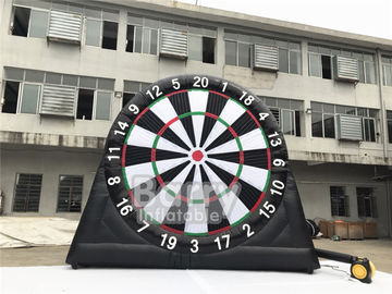 Os jogos interativos infláveis exteriores personalizaram dardos gigantes do futebol da placa de dardo