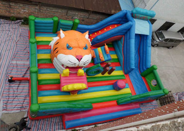 O castelo Bouncy inflável das crianças da cabeça do tigre do divertimento com corrediça